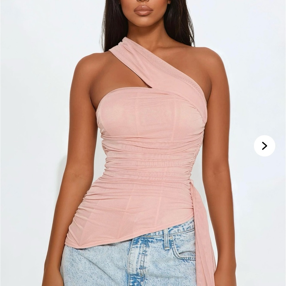 Elegant Pink Ruched Top